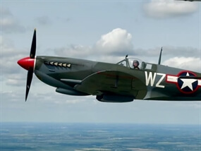 Customer Photo of Wing to Wing with a Spitfire (Squadron Leader)